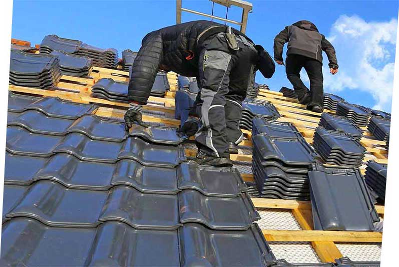Roofing work - PROCHIRA ROOF FACADE: roofer, slater in Belgium: renovation of your roof, ridge and installation of roofing: slates, tiles… Ridge. Repairs and emergency intervention for your roof. Flemish, Walloon and Brussels regions…