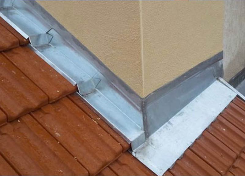 Roofing work - PROCHIRA ROOF FACADE: roofer, slater in Belgium: renovation of your roof, ridge and installation of roofing: slates, tiles… Ridge. Repairs and emergency intervention for your roof. Flemish, Walloon and Brussels regions…